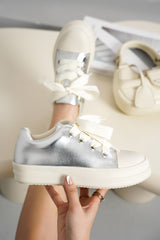 Heath Low Top Lug Sole Thick Lace Flat Sneaker