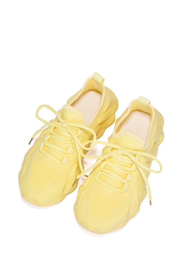 Minol Lace Up Mesh Round Toe Low Cut Sneakers