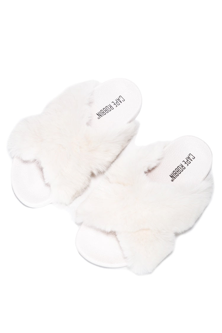 UrbanOG - Grande Fur Round Toe Flat Sandals - SANDALS