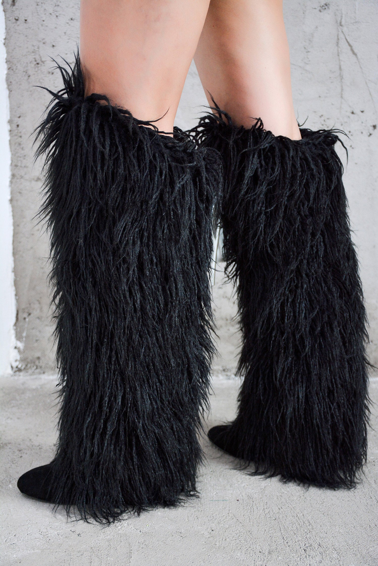 UrbanOG - Furifuri Block Heel Fur Suede Knee-High Boots - BOOTS