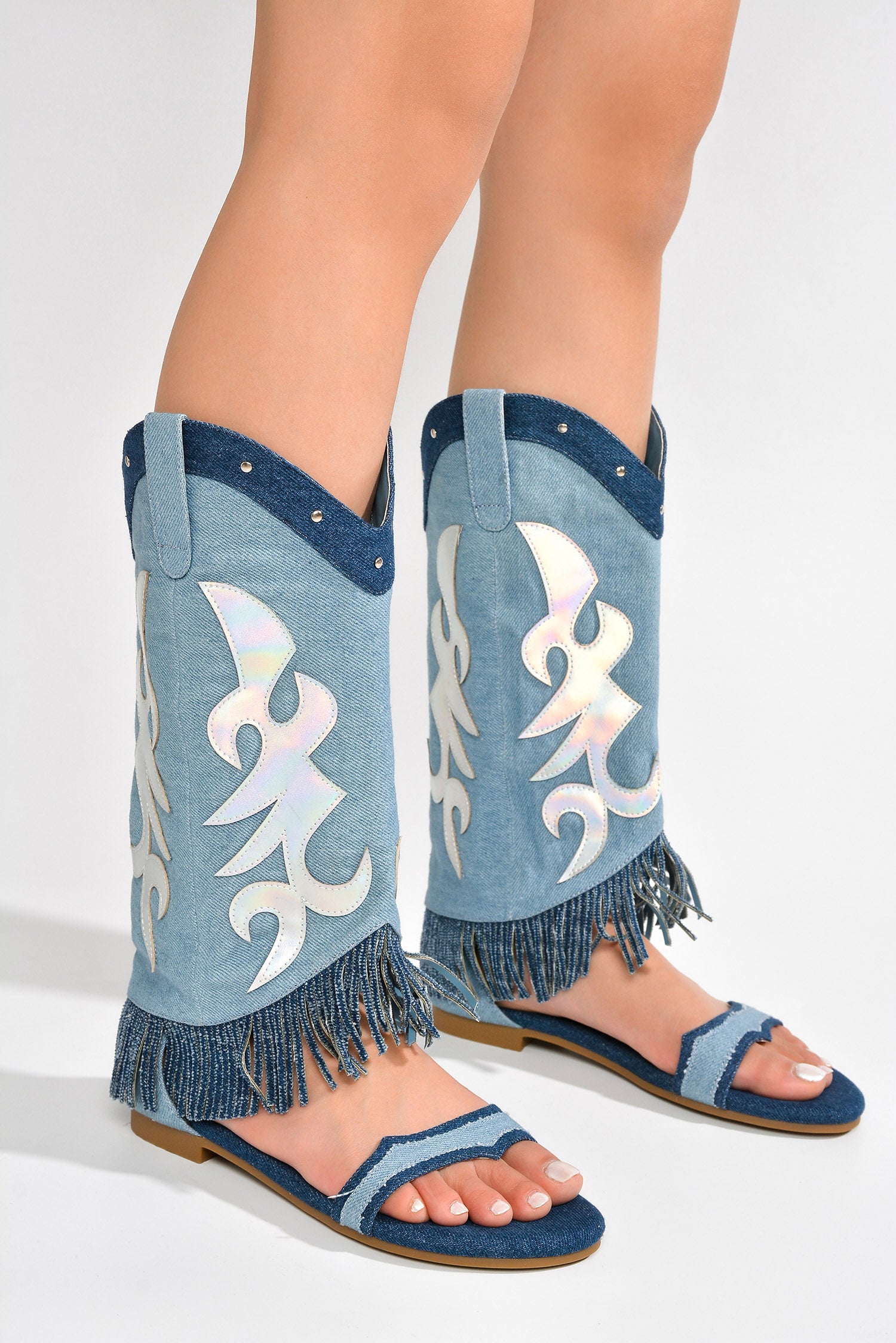 UrbanOG - Collins Fringe Western-Inspired Flat Sandals - SANDALS