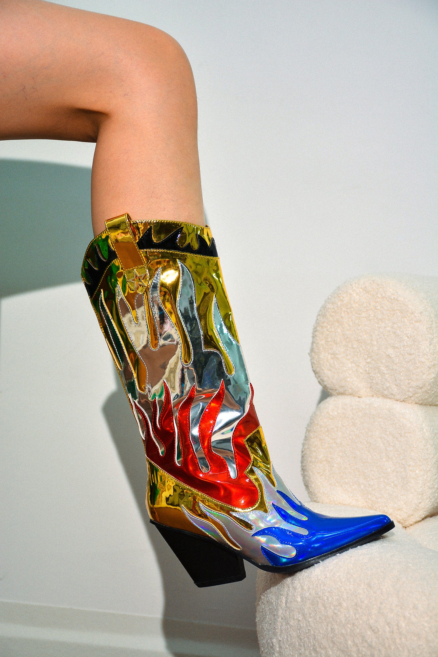 UrbanOG - Racha Pointed Toe Mid Heel Cowboy Boots - BOOTIES